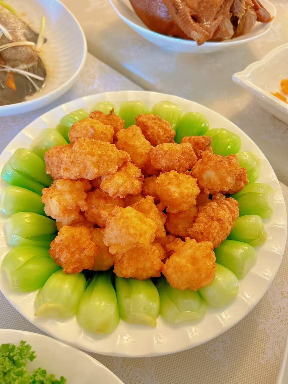 鄢阿姨工作生活照1
