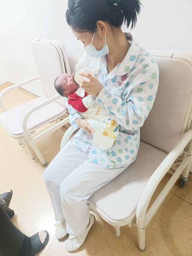 刘阿姨缩略图2