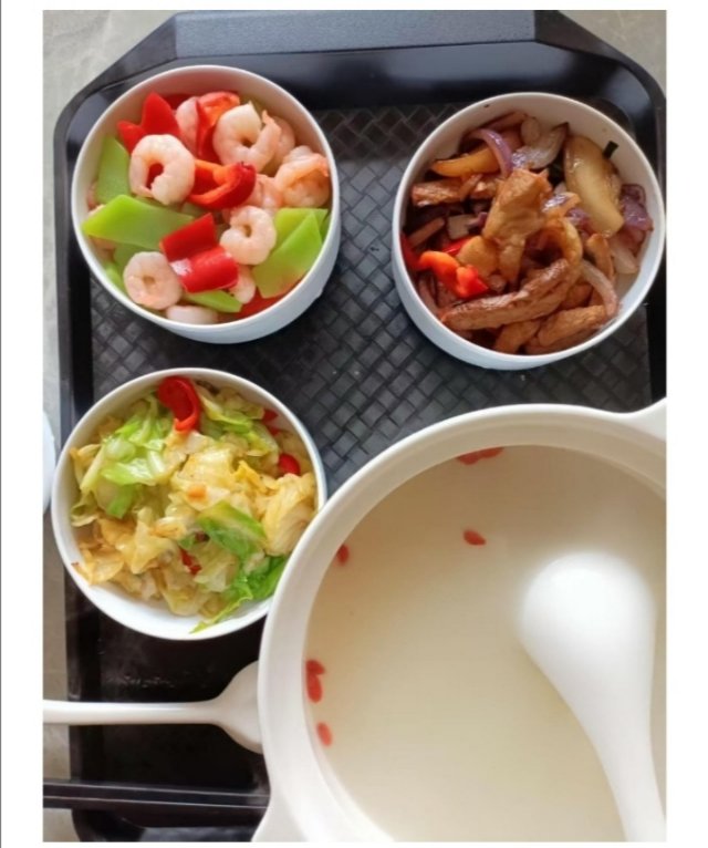 茹阿姨工作生活照8