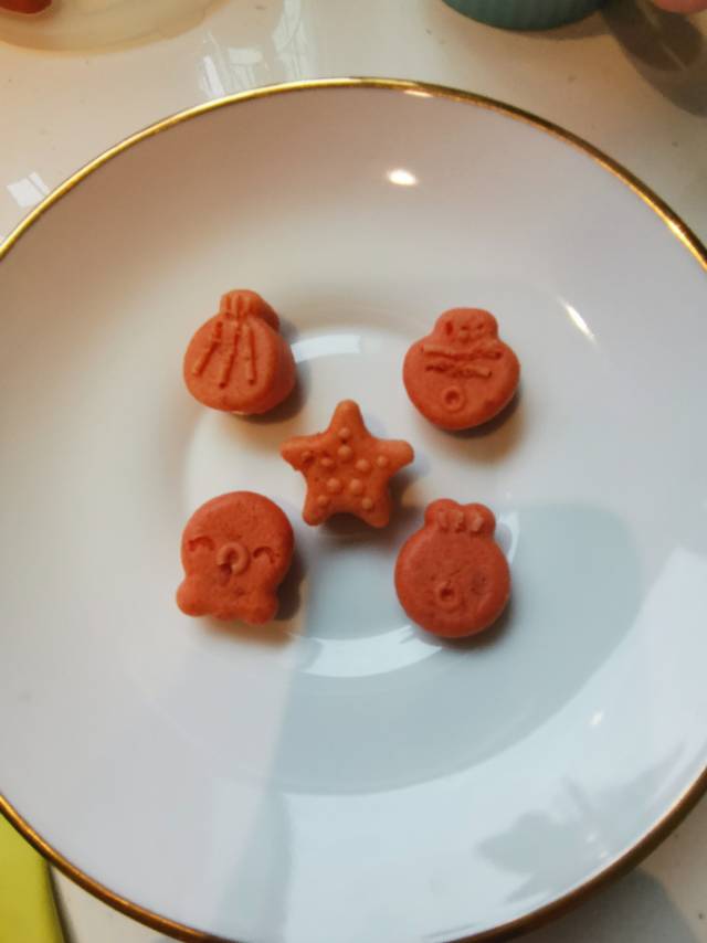 韩阿姨工作生活照1