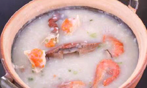 李阿姨工作生活照12