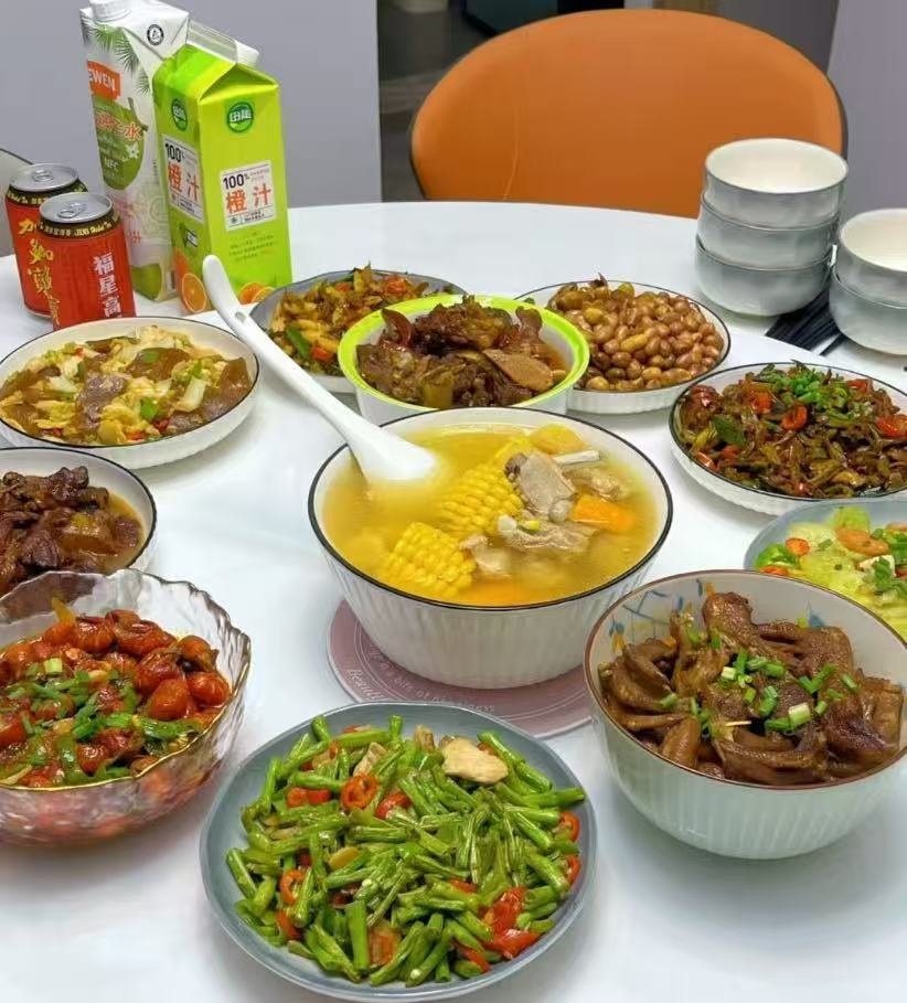 梁阿姨缩略图2