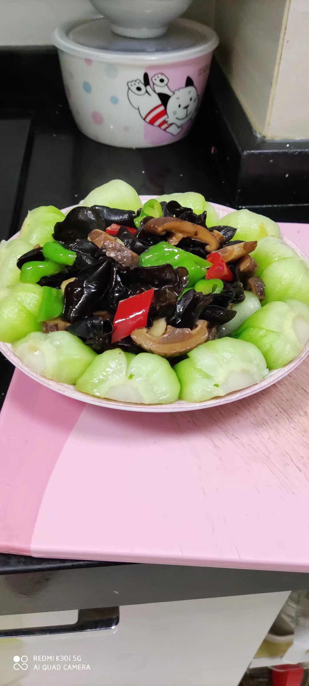 芦阿姨工作生活照1