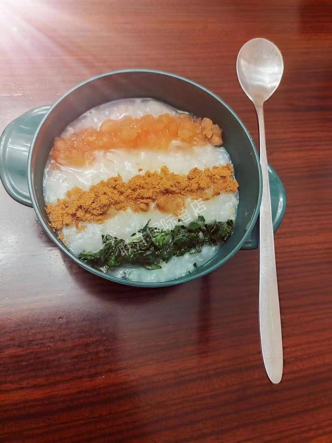董阿姨工作生活照6
