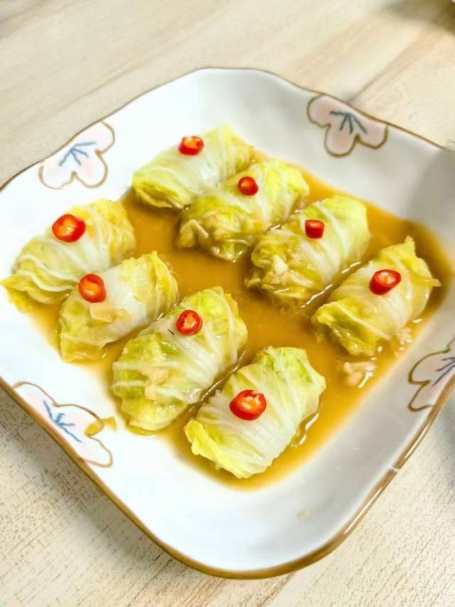 李阿姨工作生活照3