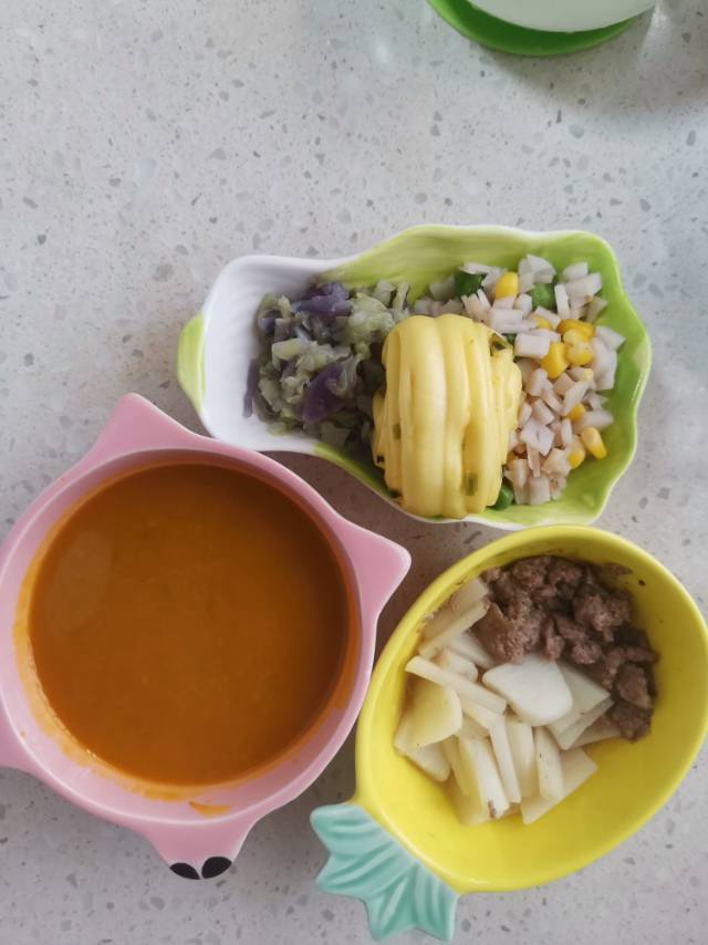 余阿姨工作生活照6