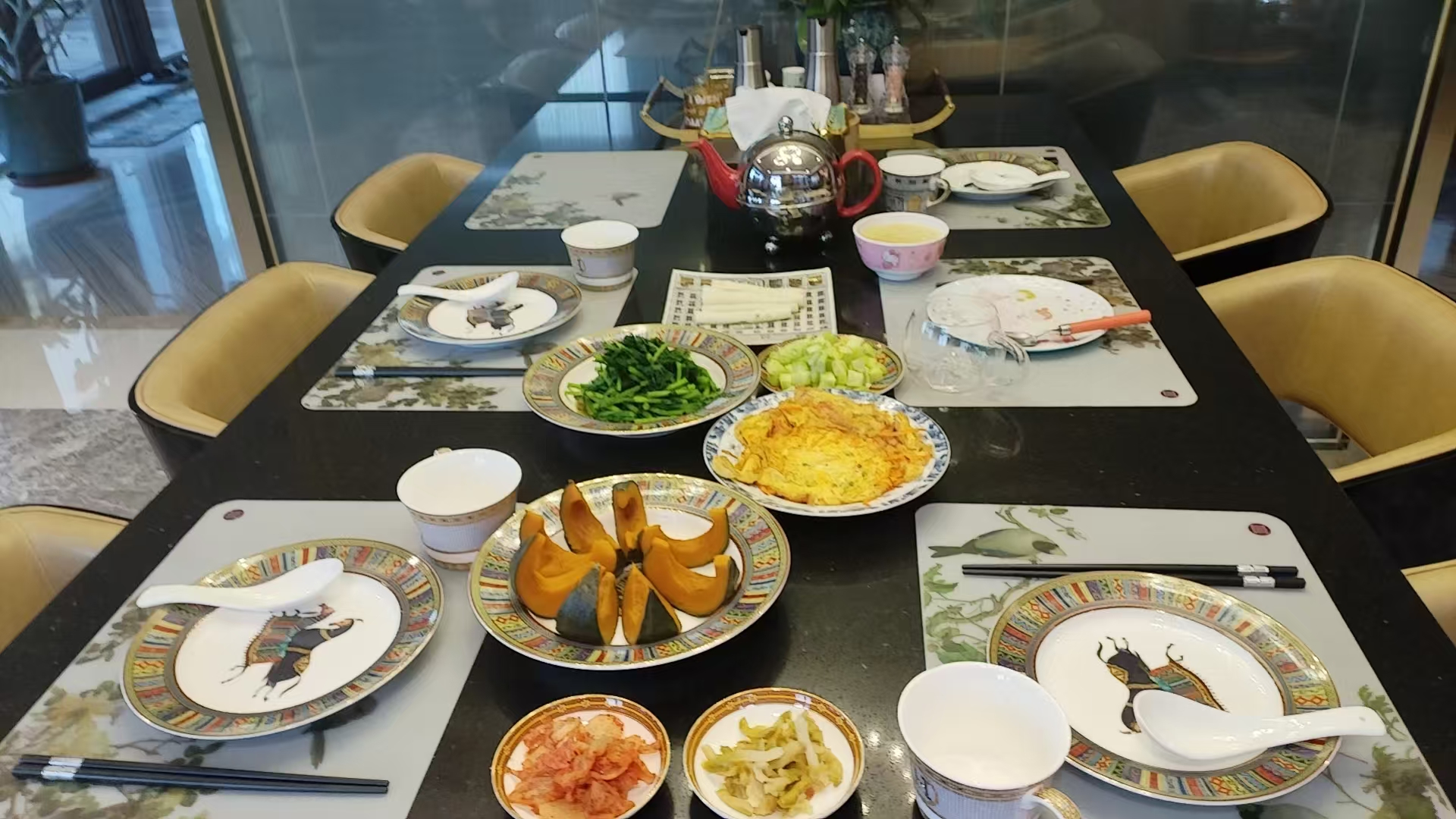 曹阿姨工作生活照9