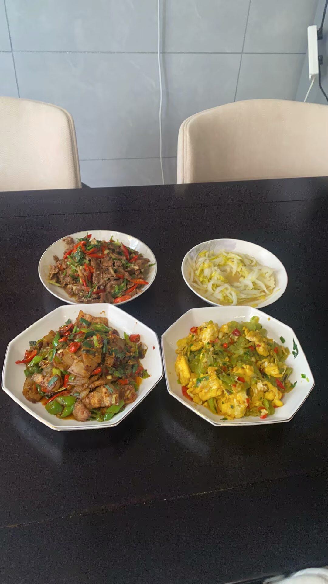 黄阿姨工作生活照4