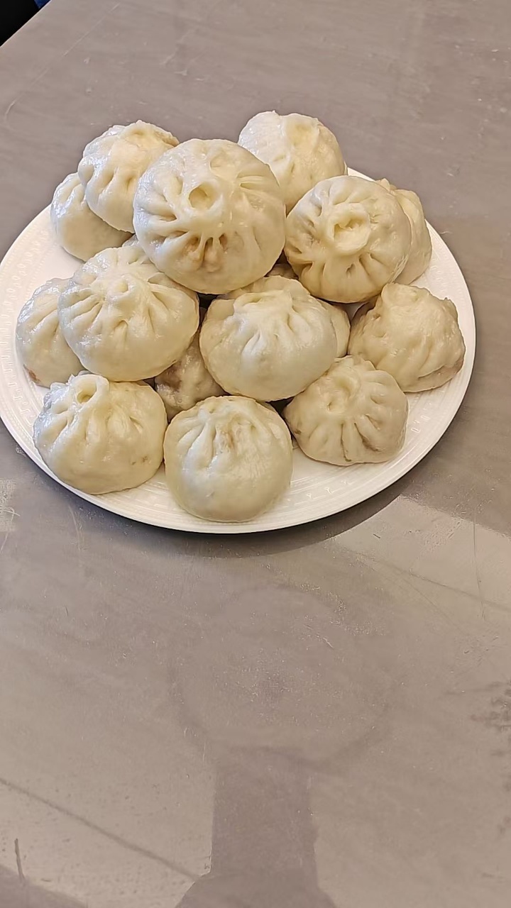 彭阿姨工作生活照12