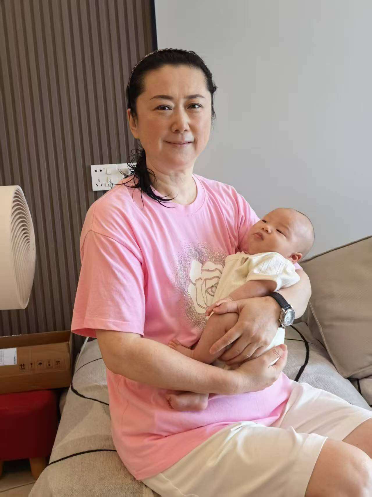戚阿姨缩略图2