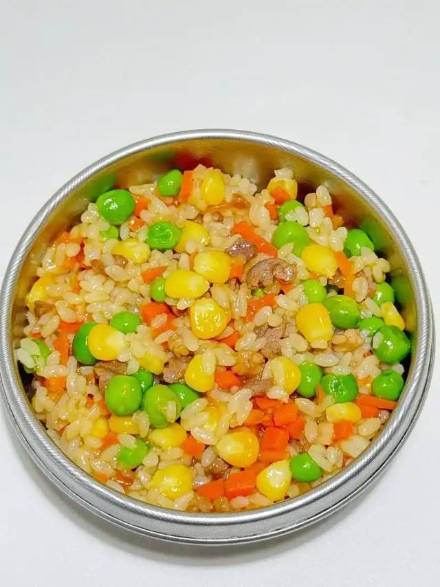 汪阿姨工作生活照8