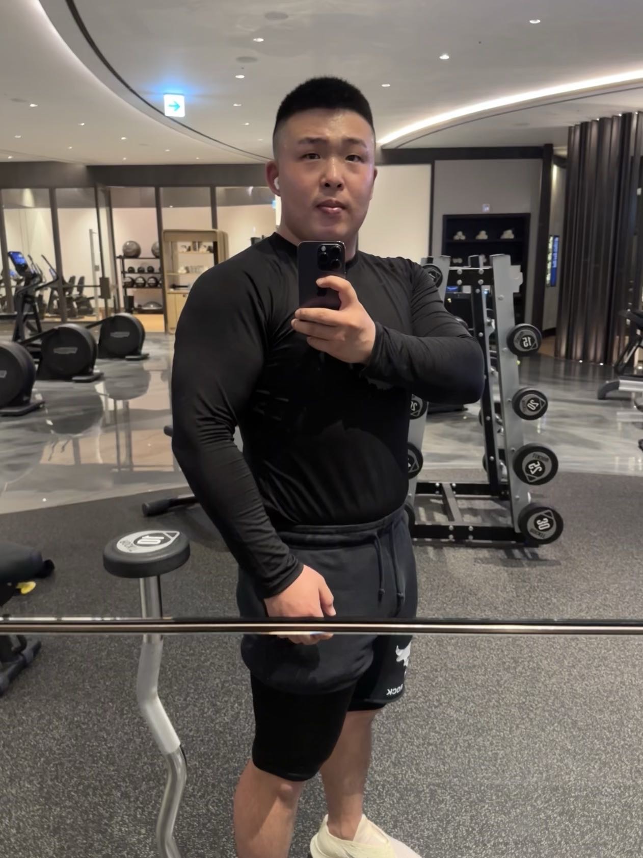 建师傅工作生活照1