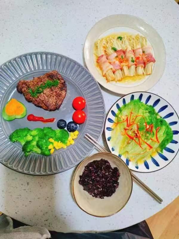 蔡阿姨工作生活照8