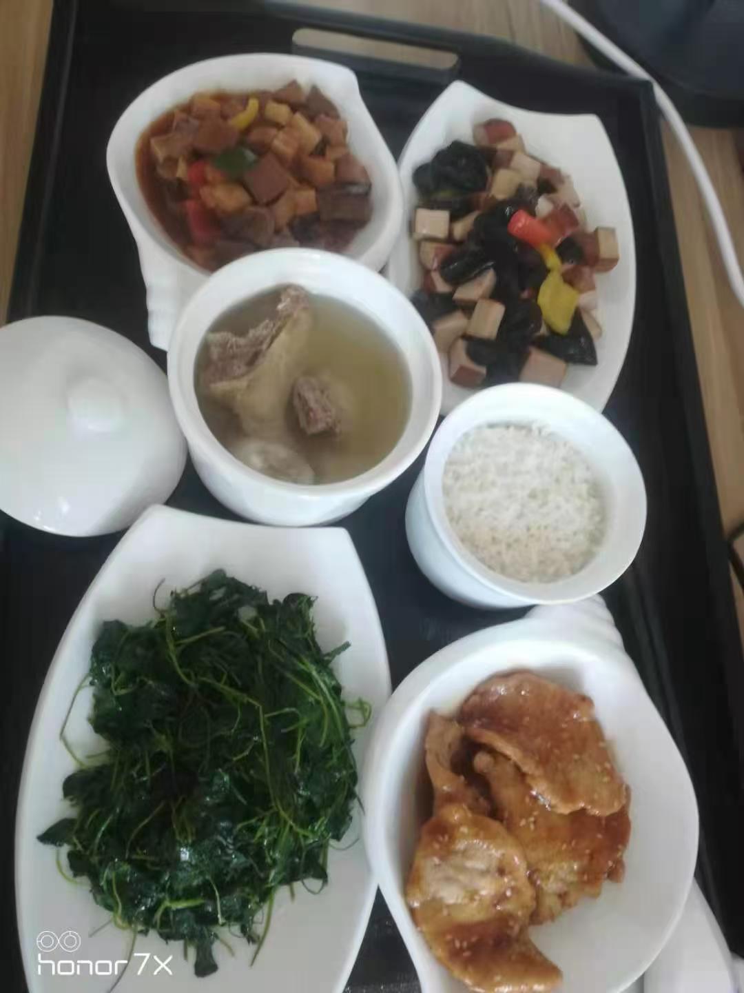 蔡阿姨工作生活照11