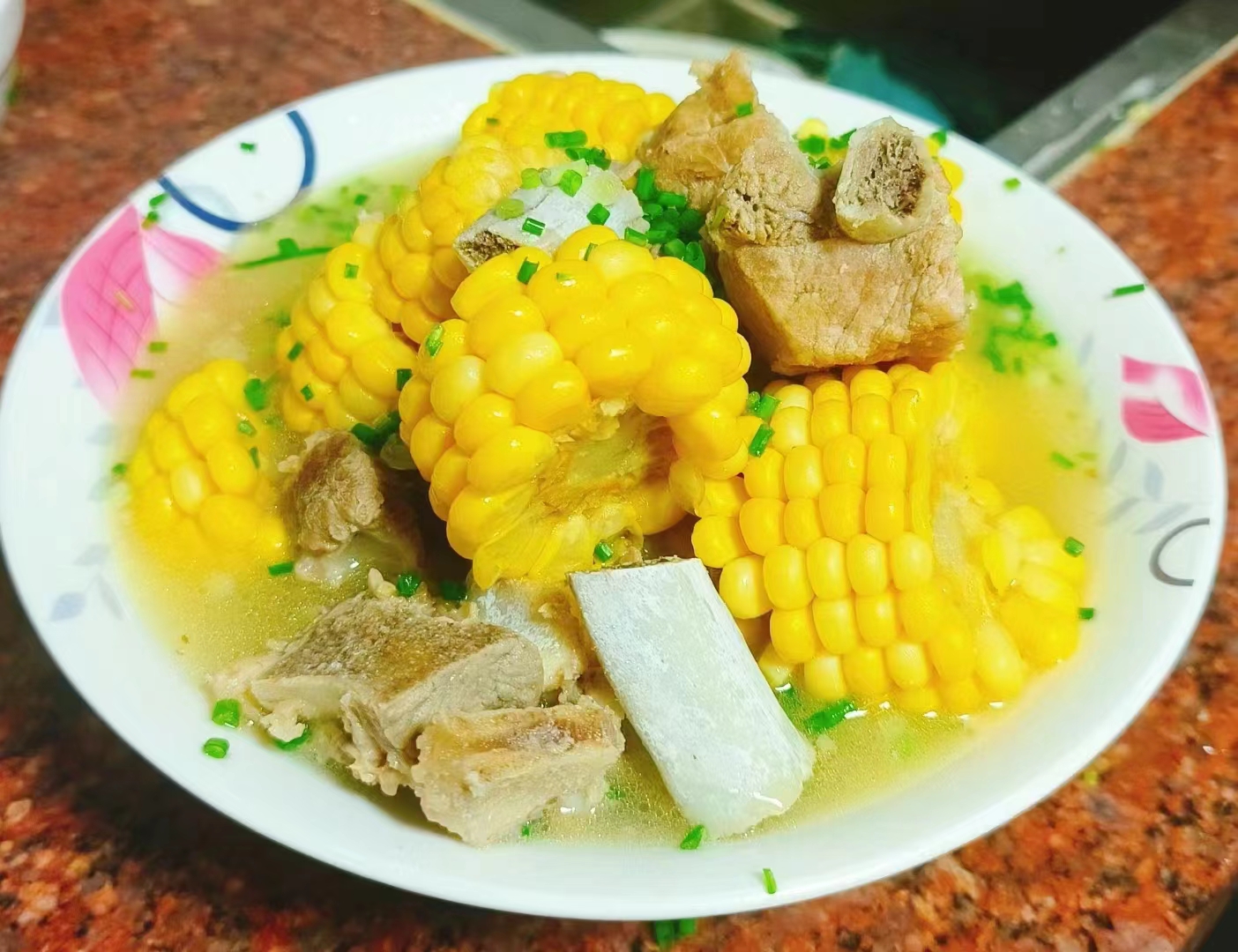 何阿姨缩略图3