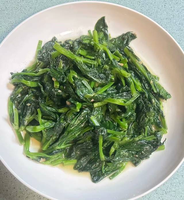 杨阿姨工作生活照3