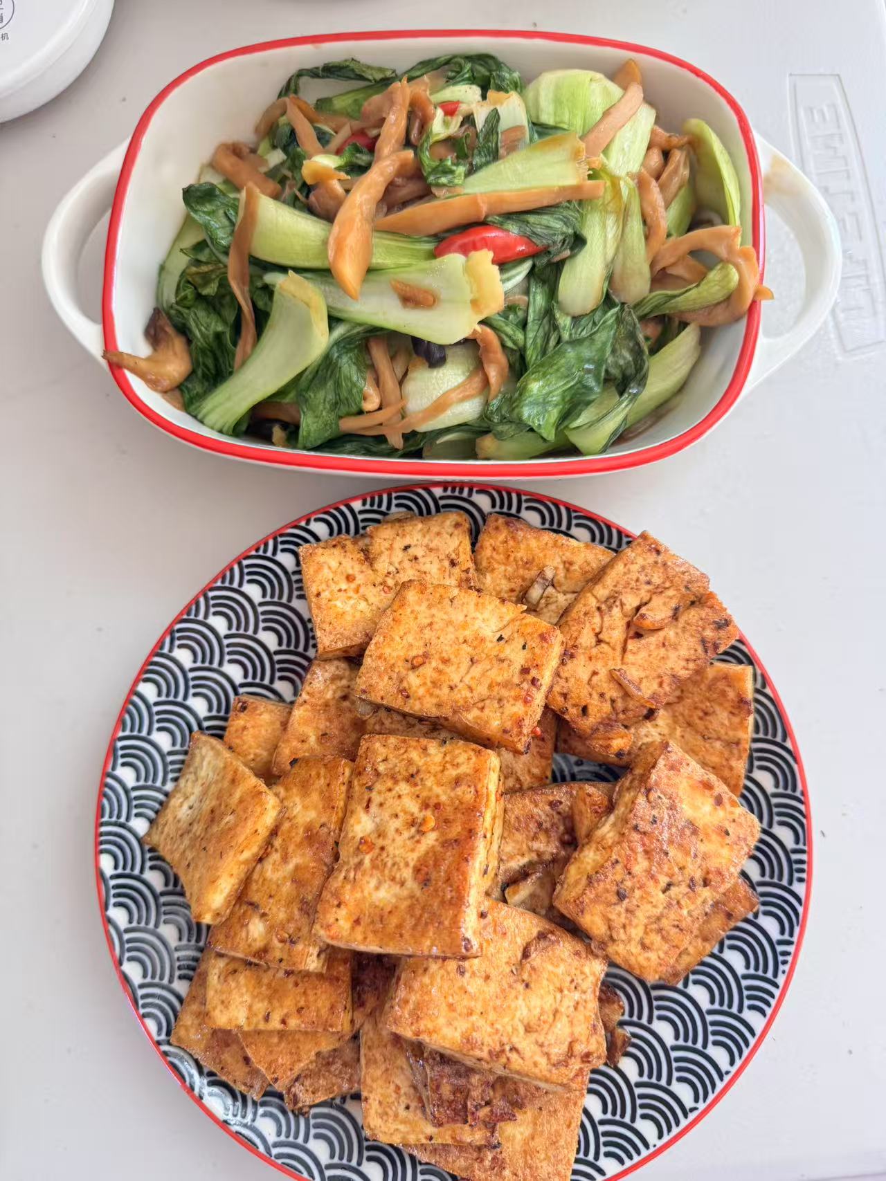 鞠阿姨工作生活照1