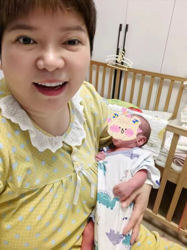 家政月嫂于阿姨公开照片