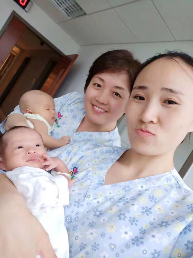 闫阿姨工作生活照9
