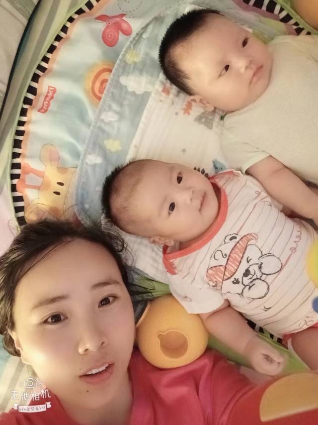 闫阿姨工作生活照8