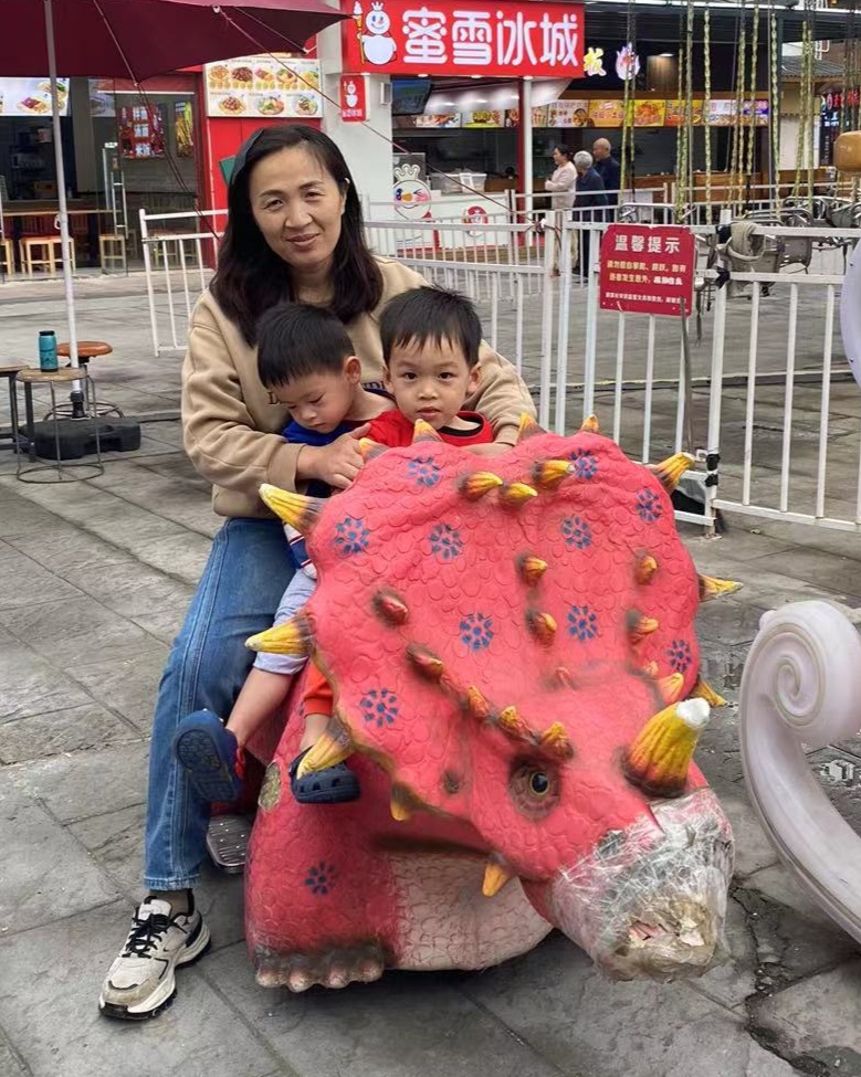 覃阿姨缩略图5