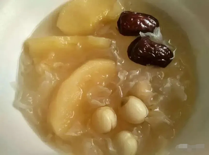 盖阿姨工作生活照5
