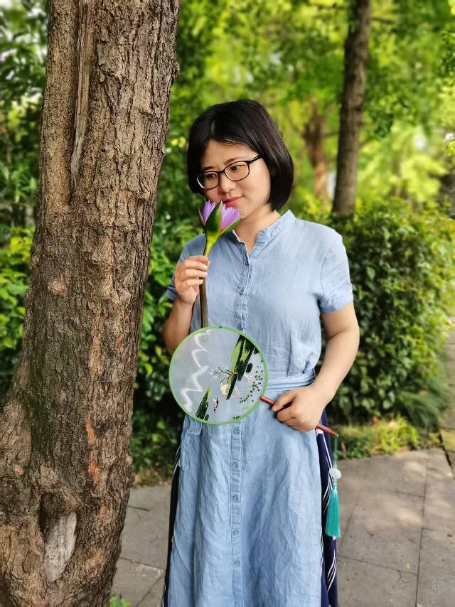 祝阿姨缩略图2