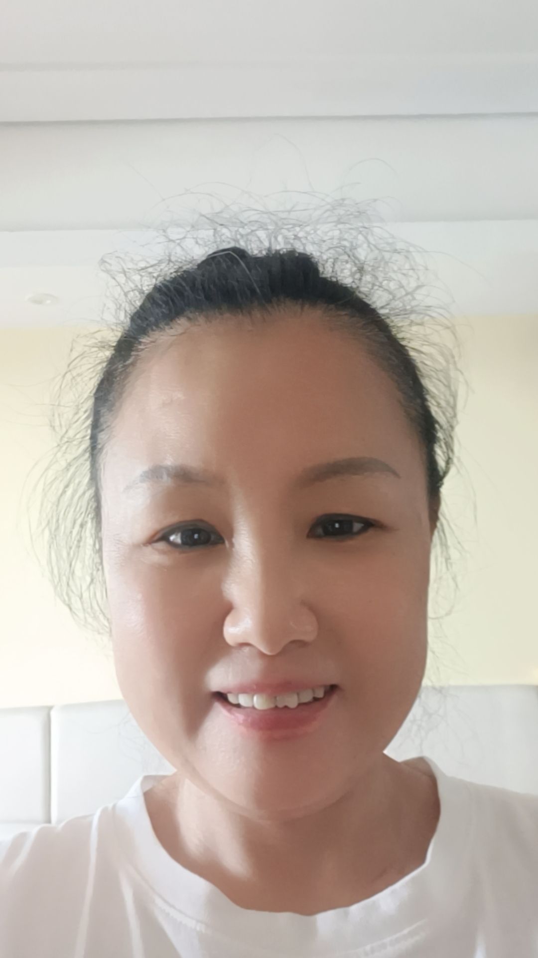 家政月嫂黃阿姨公开照片