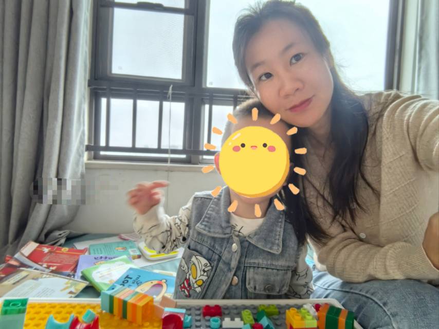 杨阿姨工作生活照1