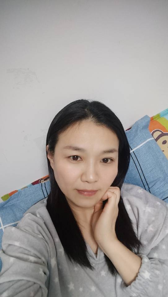 刘阿姨工作生活照1