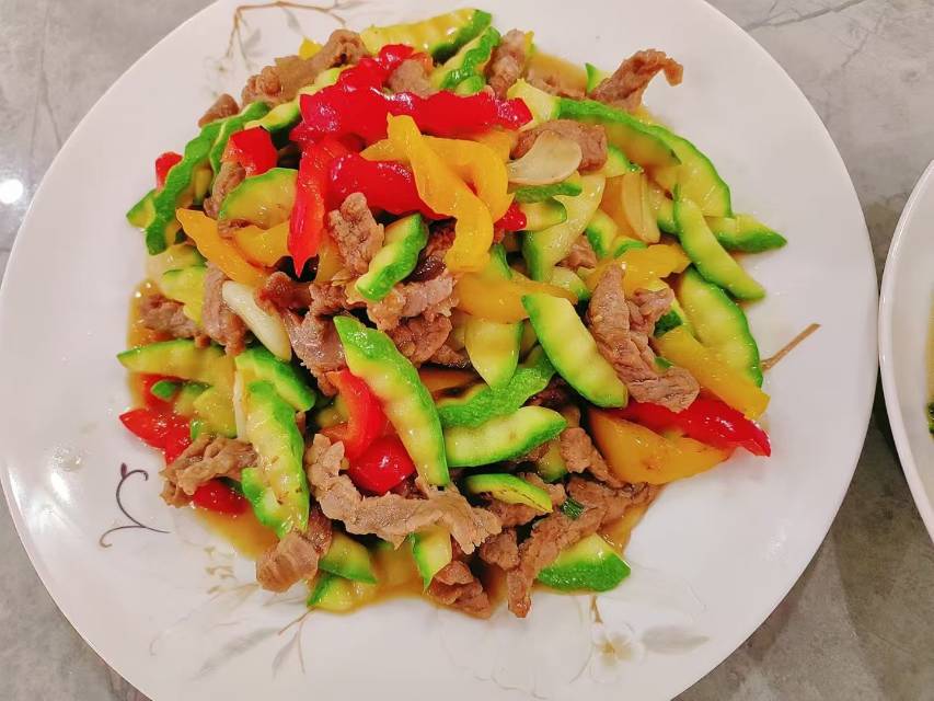 方阿姨工作生活照12