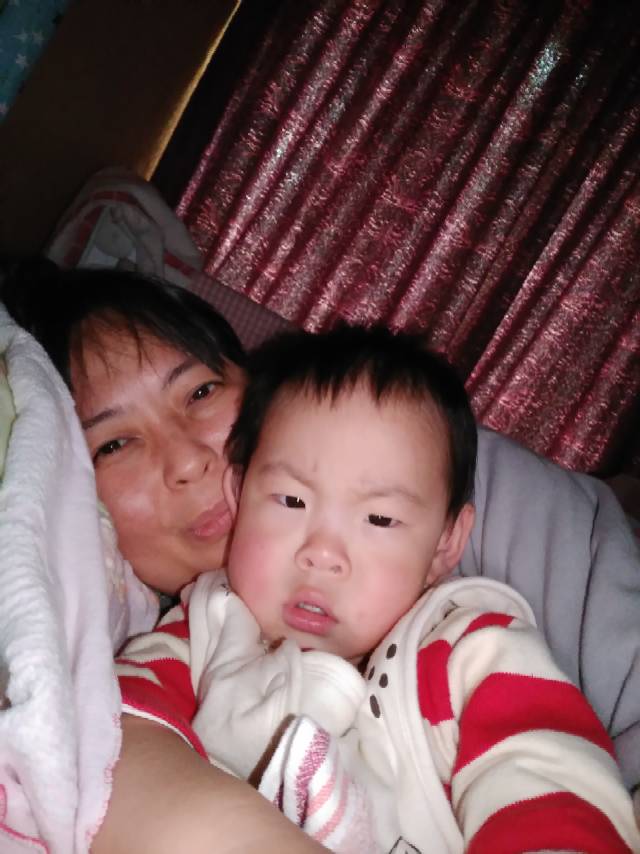 毛阿姨工作生活照9