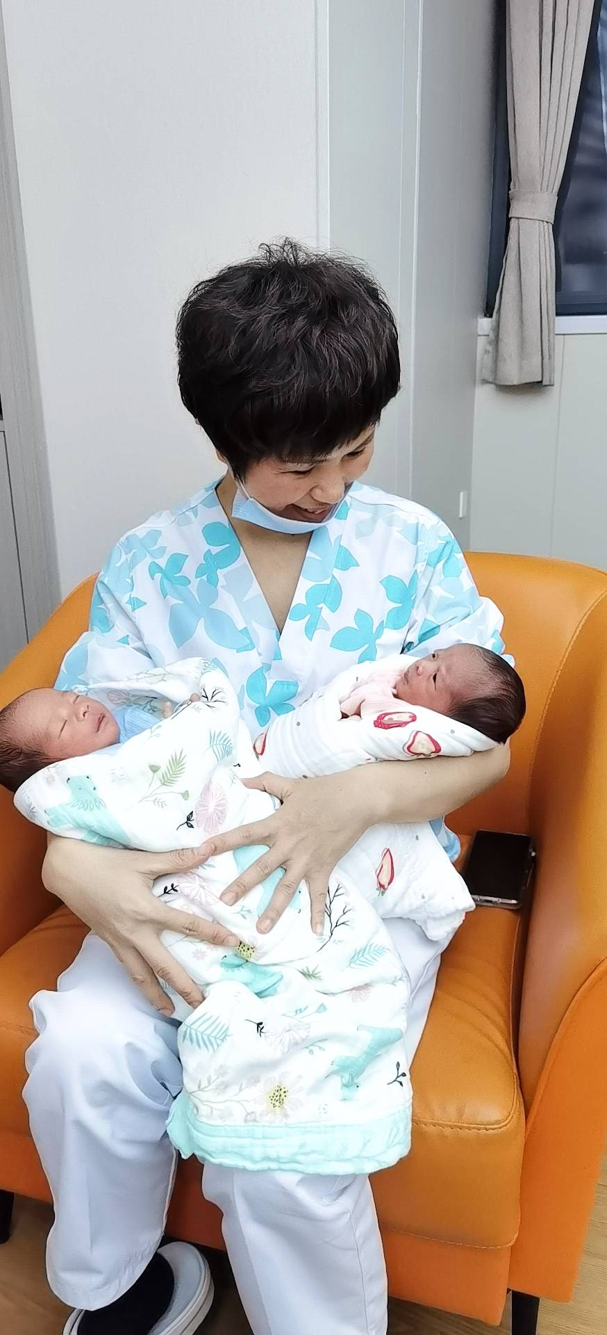 欧阿姨工作生活照6