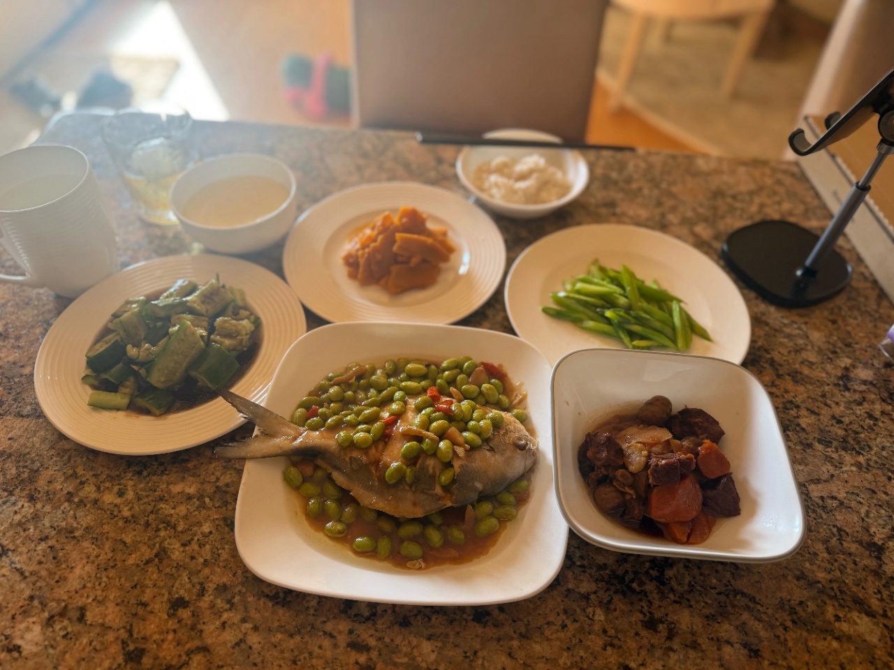 谢阿姨工作生活照4