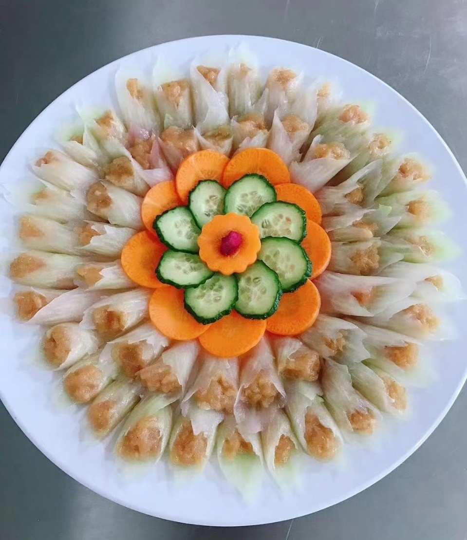 龚阿姨工作生活照4