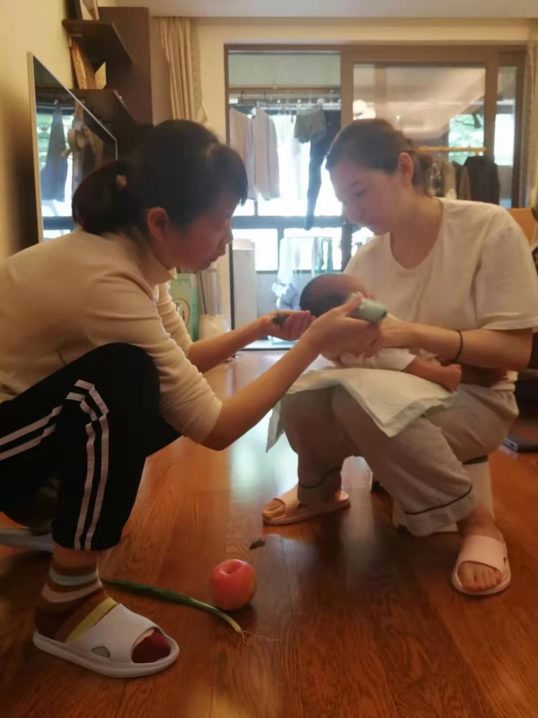 贡阿姨工作生活照1