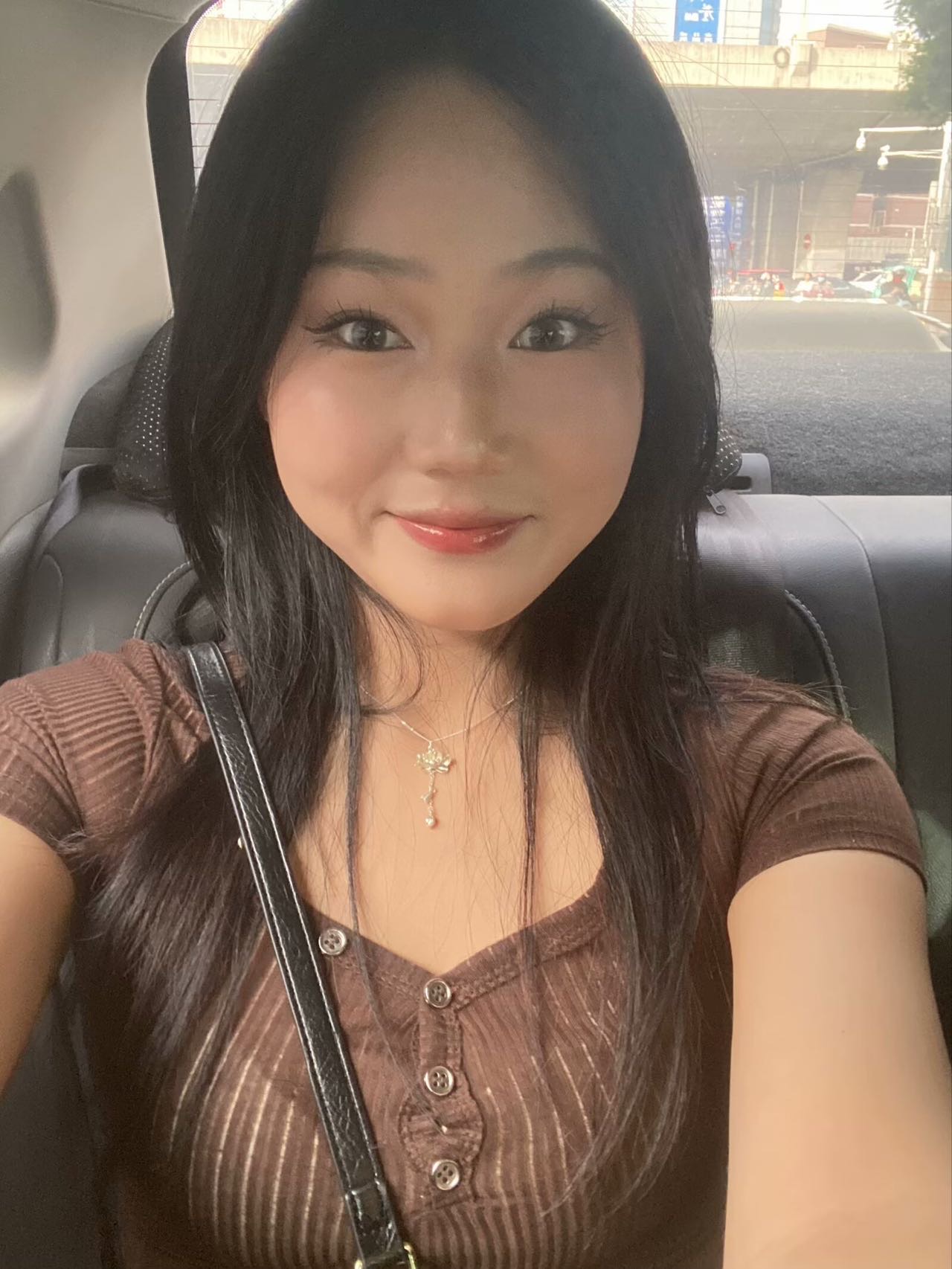齐阿姨缩略图2