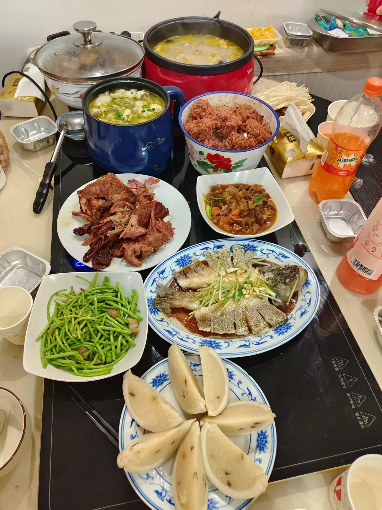 姜阿姨工作生活照6