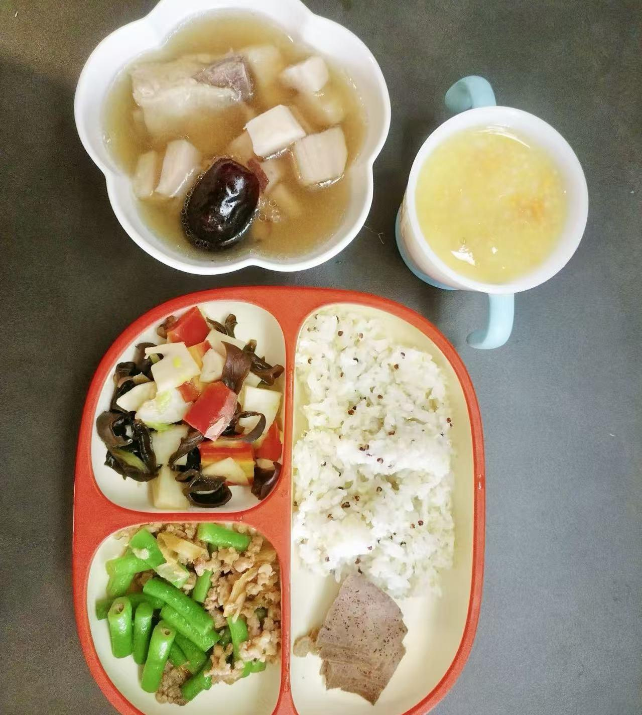 祝阿姨缩略图3