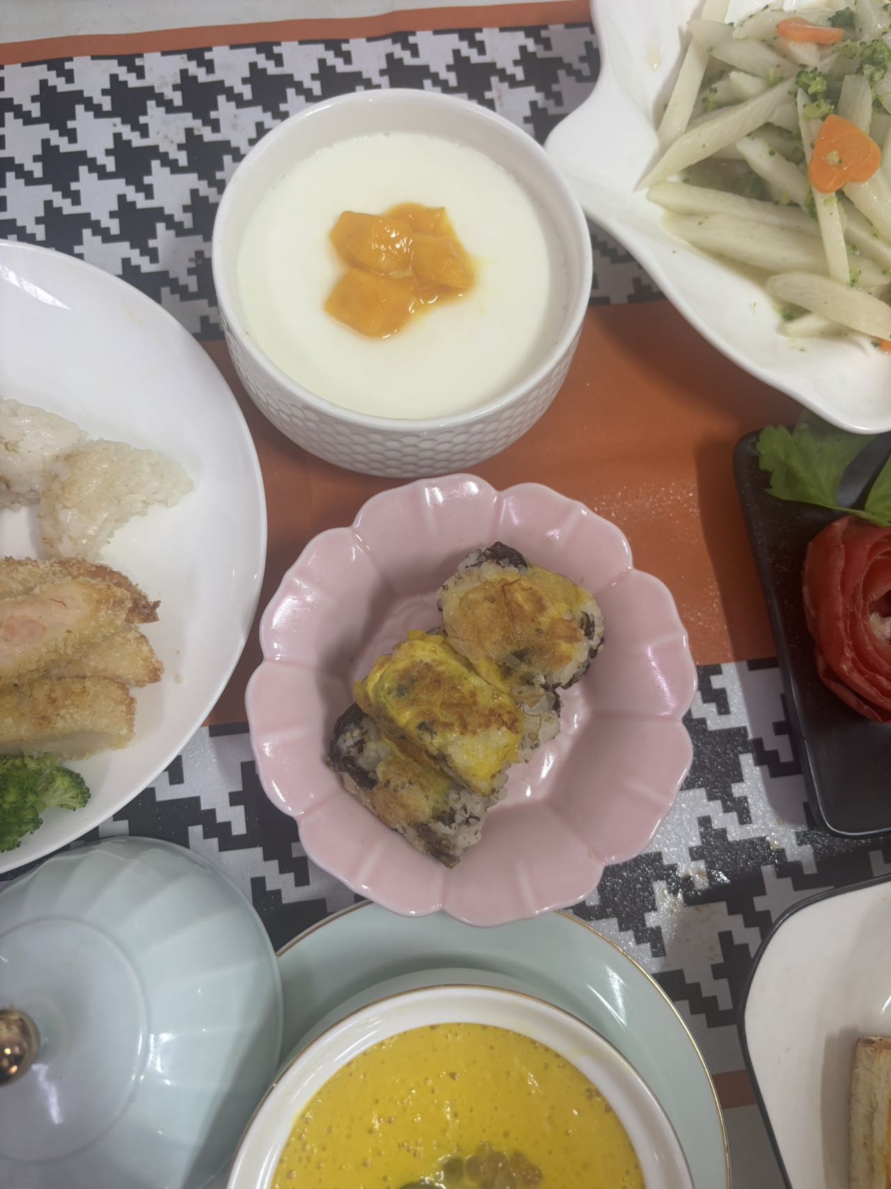 A阿姨工作生活照11