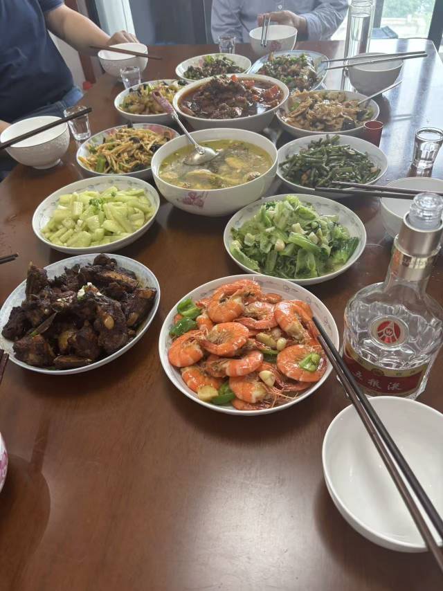 王阿姨工作生活照6