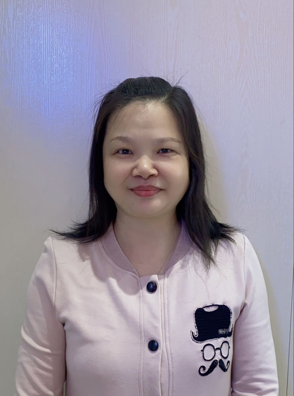 家政家务师何阿姨公开照片