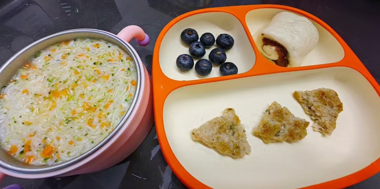 张阿姨工作生活照10