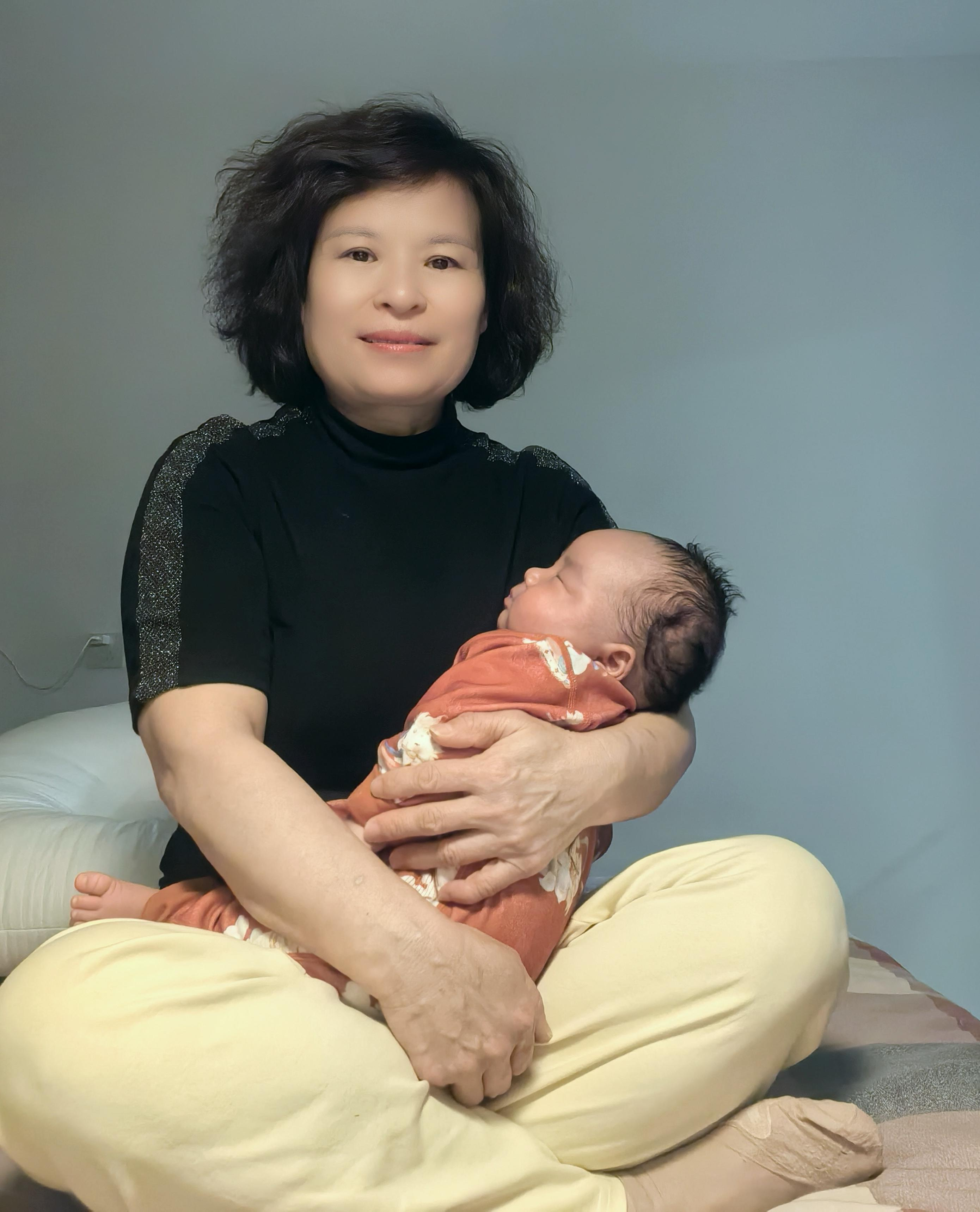 廉阿姨工作生活照9