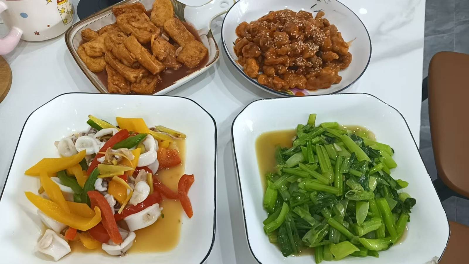 苏阿姨工作生活照9
