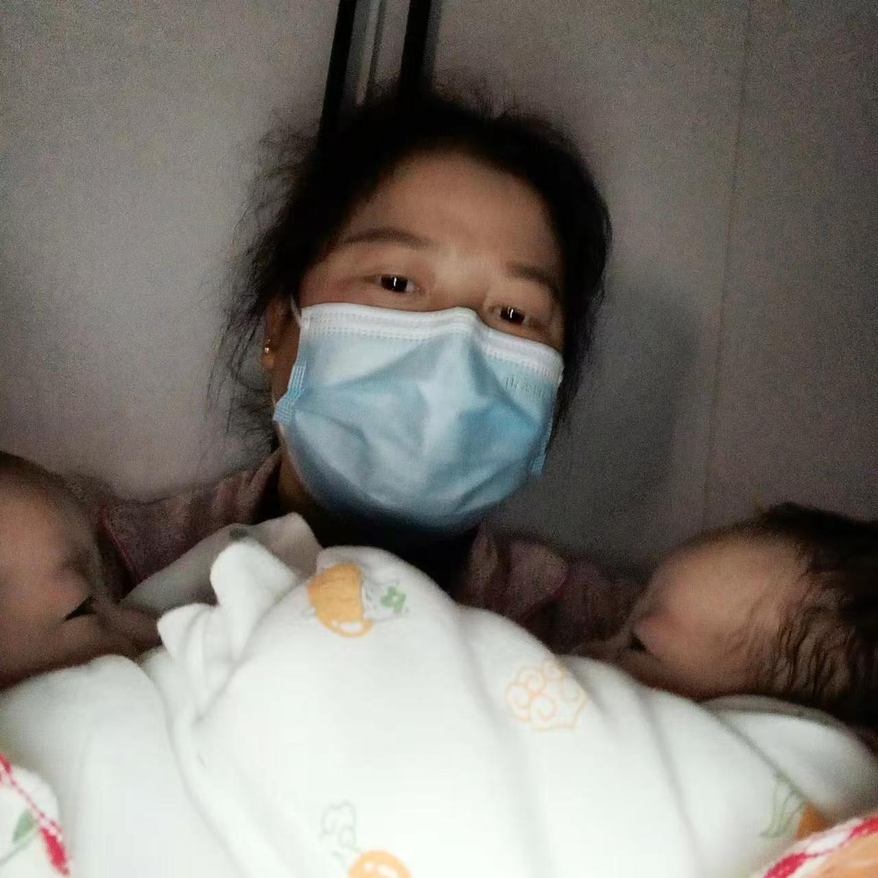 徐阿姨工作生活照1
