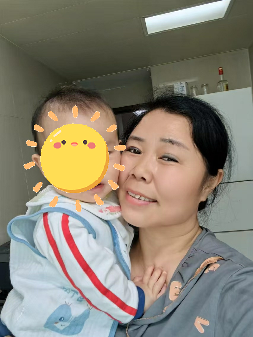 家政育婴师唐阿姨公开照片