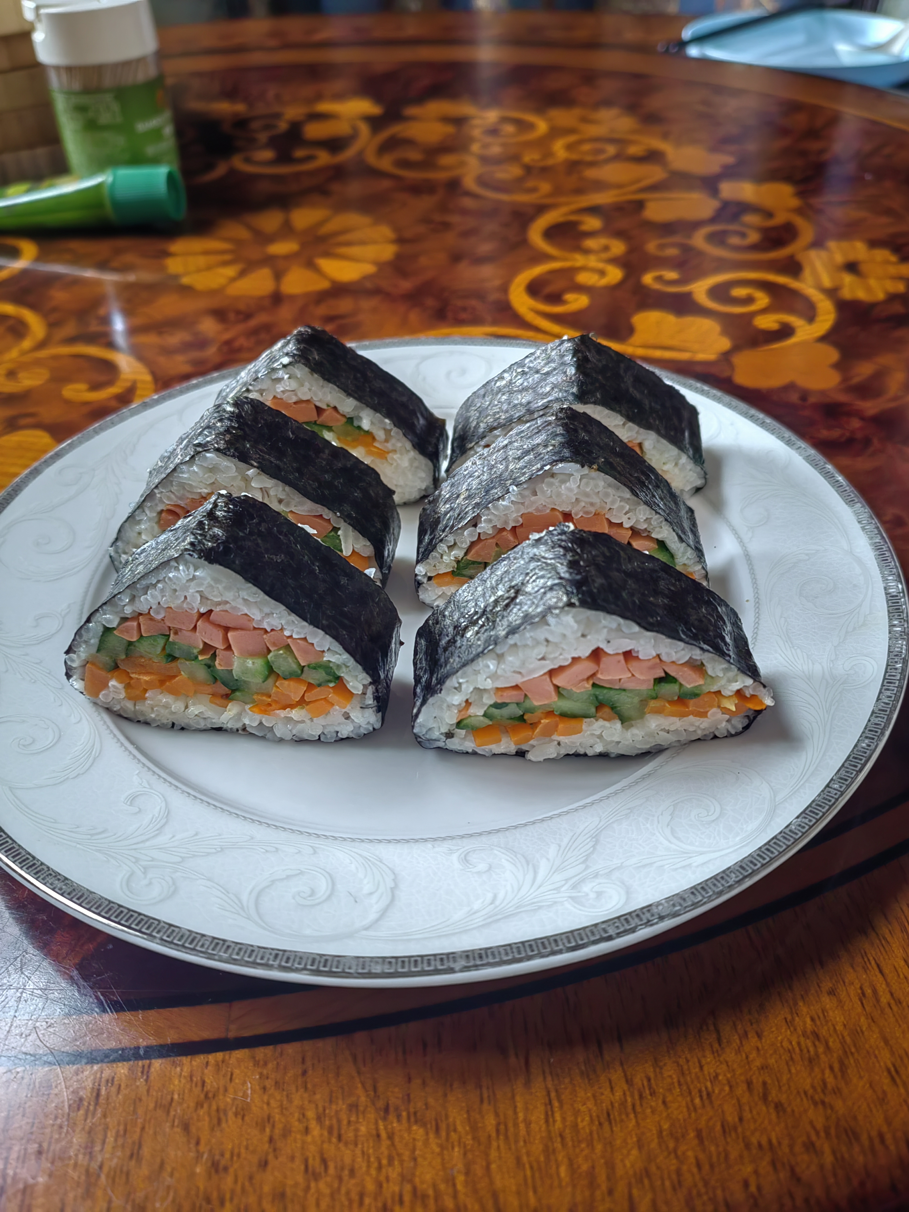 唐阿姨工作生活照10