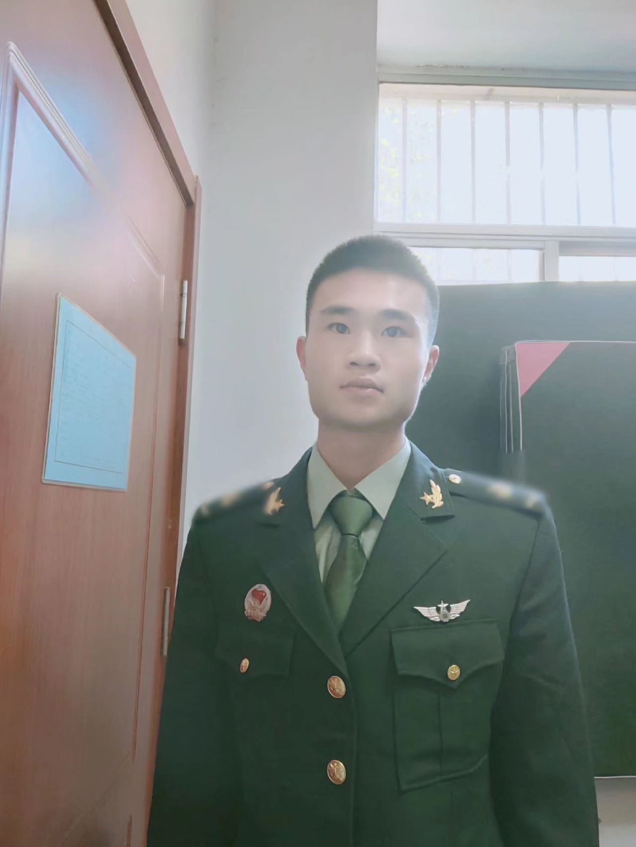 吴师傅缩略图2