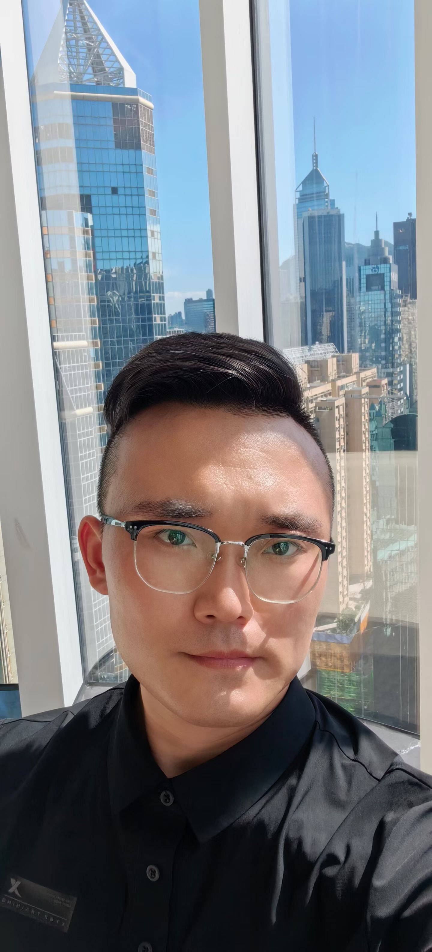 闫阿姨缩略图2